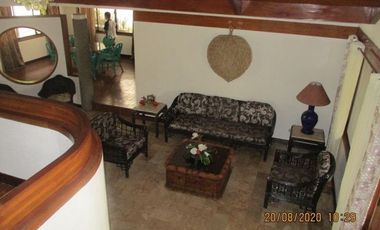 House and lot for sale in Cebu City, Silver Hills 5-br with s. pool