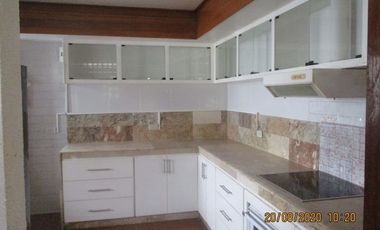 House and lot for sale in Cebu City, Silver Hills 5-br with s. pool