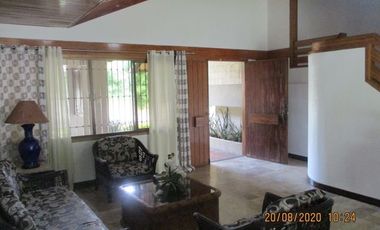 House and lot for sale in Cebu City, Silver Hills 5-br with s. pool