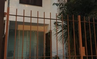 Amplio Duplex a metros de Av Libertador Al Rio