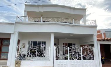 casa en venta en villa del rosario. Cod V1442