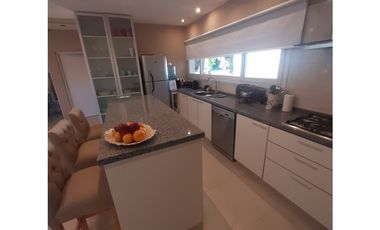 COSTA ESMERALDA - RESIDENCIAL I 404 - ALQUILER