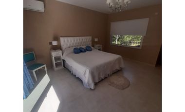 COSTA ESMERALDA - RESIDENCIAL I 404 - ALQUILER