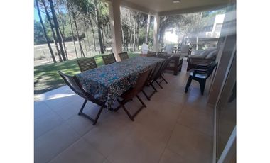 COSTA ESMERALDA - RESIDENCIAL I 404 - ALQUILER