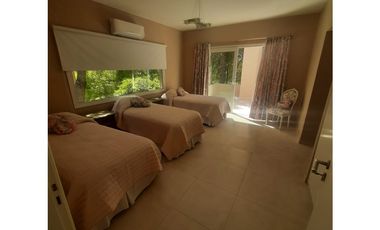 COSTA ESMERALDA - RESIDENCIAL I 404 - ALQUILER