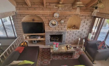 MAGNIFICA CASA ESTILO VALLESANO EN VENTA