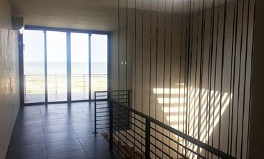 Casa en Venta con Piscina y frente de playa en Km 15, Cd. del Carmen