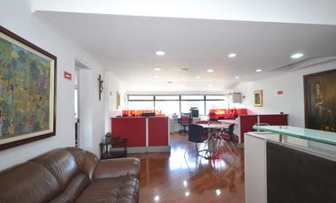 casa en arriendo en la patria. Cod A308829