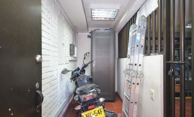 casa en arriendo en la patria. Cod A308829