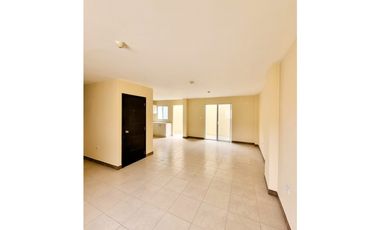 Altamira, Divino niño, Vendo Casa de 3 Dormitorios