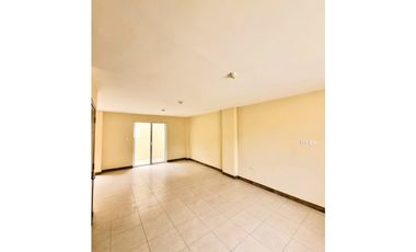 Altamira, Divino niño, Vendo Casa de 3 Dormitorios