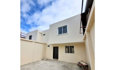 Altamira, Divino niño, Vendo Casa de 3 Dormitorios