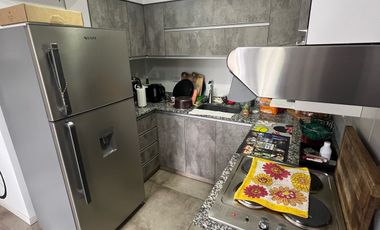 Venta Impecable 2 Amb C/Coch. Lanús O.