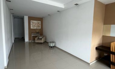 Venta Impecable 2 Amb C/Coch. Lanús O.