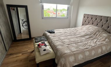 Venta Impecable 2 Amb C/Coch. Lanús O.