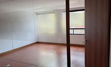 oficina en arriendo en chico norte. Cod A52079