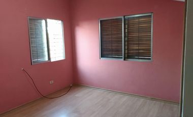 CASA EN VENTA EN MORON - 4 AMBIENTES