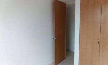 apartamento en arriendo en prados del este. Cod A10408