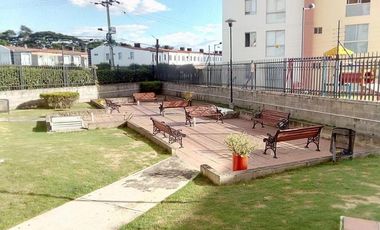 apartamento en arriendo en prados del este. Cod A10408