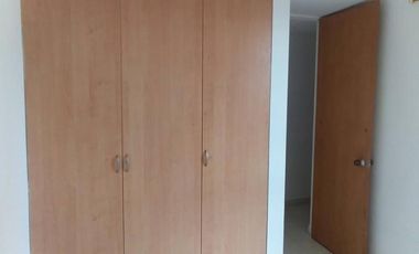 apartamento en arriendo en prados del este. Cod A10408