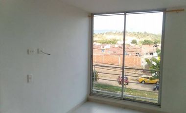 apartamento en arriendo en prados del este. Cod A10408