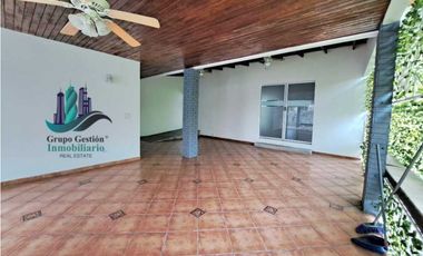 ALQUILO CASA COMERCIAL MODIFICADA Y 1200M2 DE TERRENO EN  DAVID