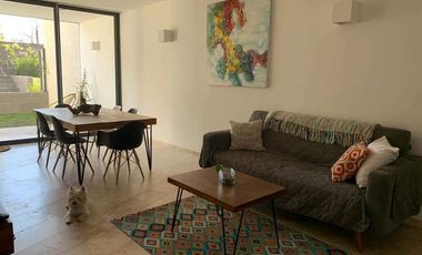 Departamento de lujo en venta en Zibata 1 recamara y jardín