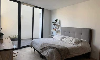 Departamento de lujo en venta en Zibata 1 recamara y jardín