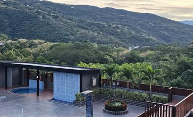 apartamento en venta en cerca al parque. Cod V30486