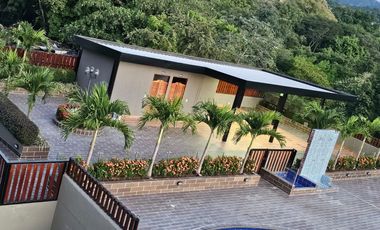 apartamento en venta en cerca al parque. Cod V30486