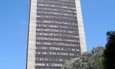 oficina en arriendo en centro internacional. Cod A206
