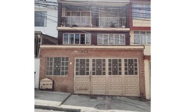 Granada Sur casa rentable venta 3 aptos indep. + doble garaje + balcón