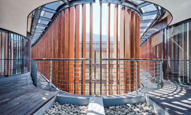 Moderna oficina nueva en Santa Maria de Manquehue (UF 0,59 x mt2)