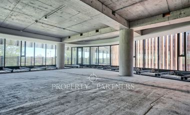 Moderna oficina nueva en Santa Maria de Manquehue (UF 0,59 x mt2)