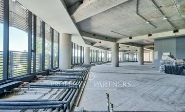 Moderna oficina nueva en Santa Maria de Manquehue (UF 0,59 x mt2)