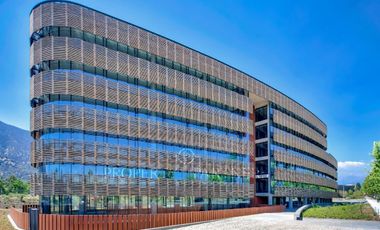 Moderna oficina nueva en Santa Maria de Manquehue (UF0,52 x mt2)
