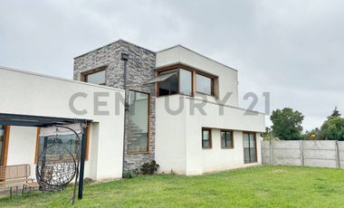 Casa Mediterránea en Venta, 4D - 4B, El Monte, Talagante