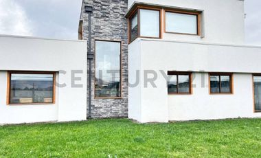 Casa Mediterránea en Venta, 4D - 4B, El Monte, Talagante