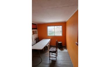 SE VENDE CASA EDIFICIO DE 4 PISOS UBICADO EN CERRO RAMADITAS