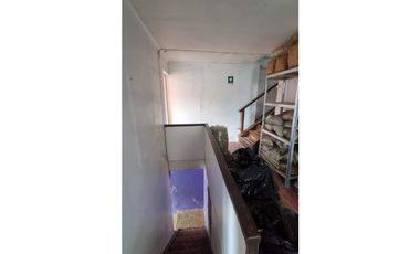 SE VENDE CASA EDIFICIO DE 4 PISOS UBICADO EN CERRO RAMADITAS