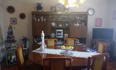 Casa de tres ambientes en venta en Haedo Sur