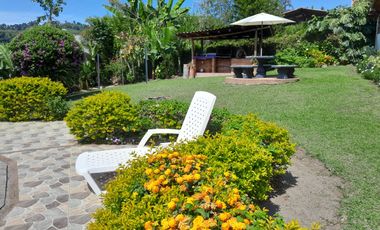FINCA EN ARRIENDO EN VILLAMARIA