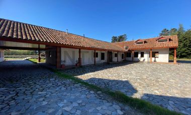 Se acepta oferta | Centro de eventos y local comercial El Monte Alto