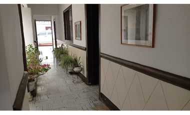 VENDO CASA  URBANA TRADICIONAL CON AIRE PARQUEADERO  BELMIRA NORTE ANT