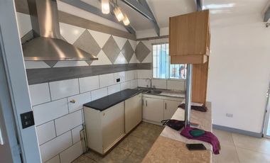 Casa en arriendo de 2 dorm. en La Florida