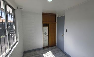 Casa en arriendo de 2 dorm. en La Florida