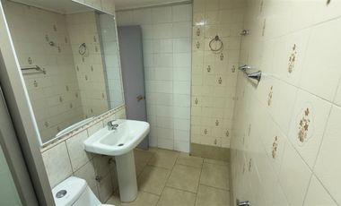 Casa en arriendo de 2 dorm. en La Florida