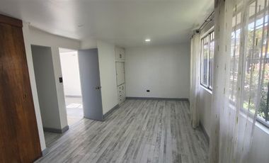 Casa en arriendo de 2 dorm. en La Florida