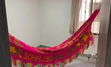 apartamento en venta en la floresta. Cod V104896