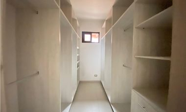 SE VENDE CASA EN COSTA SUR -
